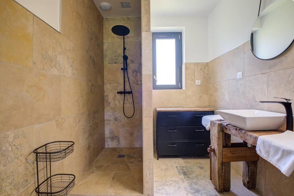 Combe Jolie Clim, Piscine & Jacuzzi Villa Saint-Vincent-de-Cosse Bagian luar foto